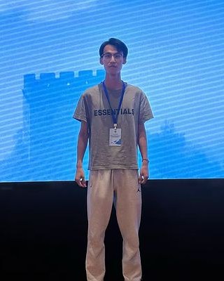 Yitong Li