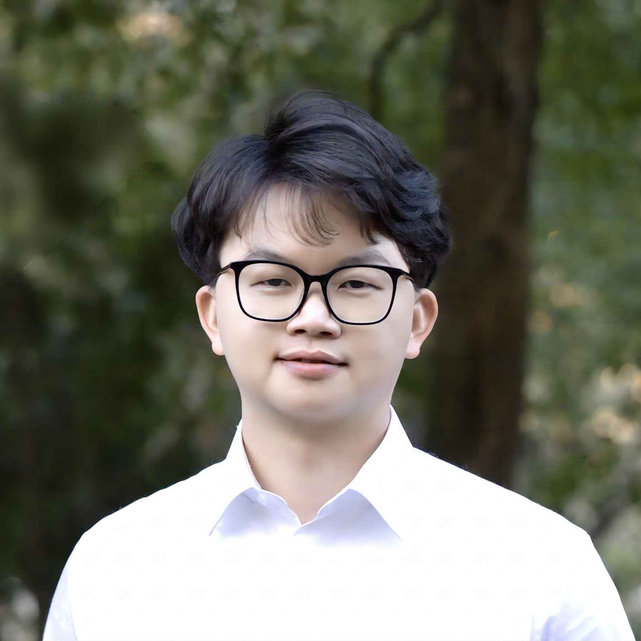 Official portrait of Prof. Yong Zhang